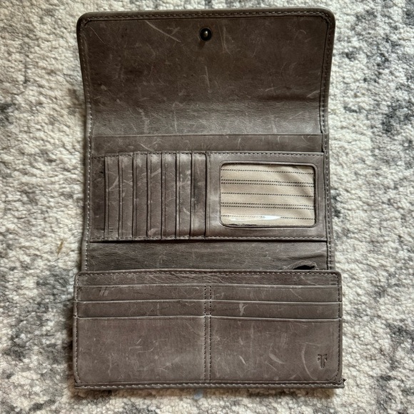 Frye Melissa Leather Wallet - Picture 3 of 4